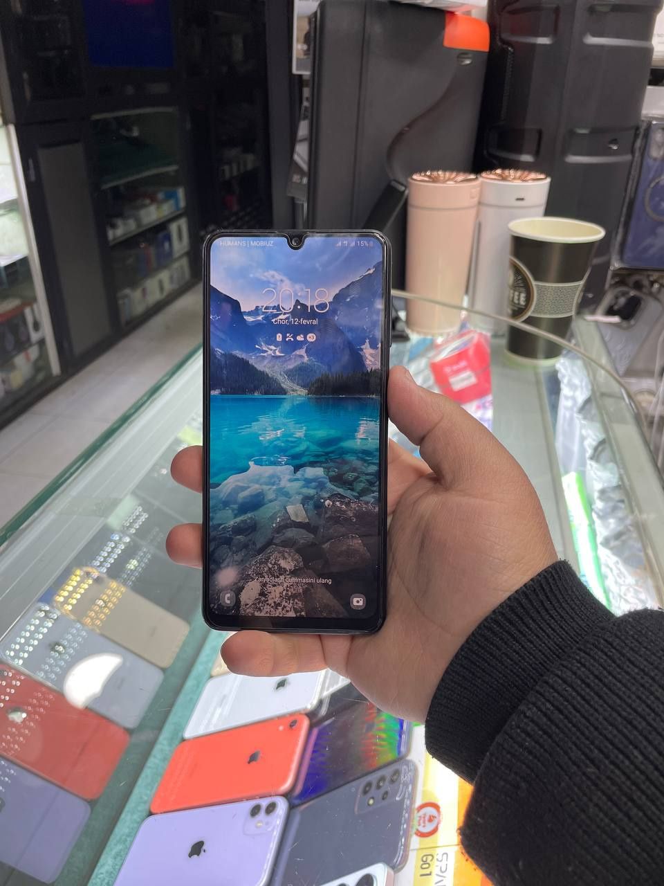Samsung M32     .