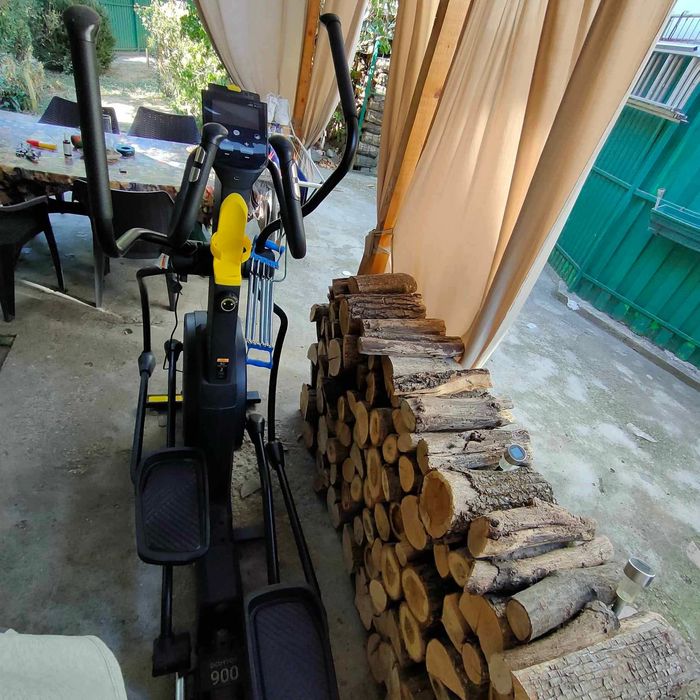 Vând bicicletă eliptică performantă. Reducere