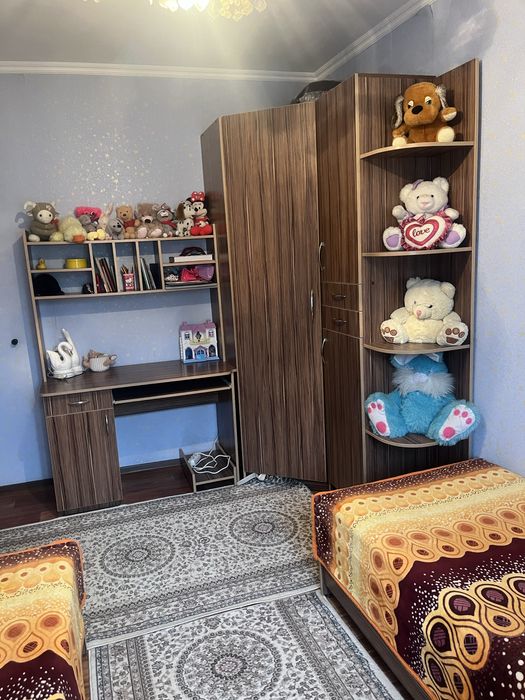 Детская качественная хорошая комплект мебель