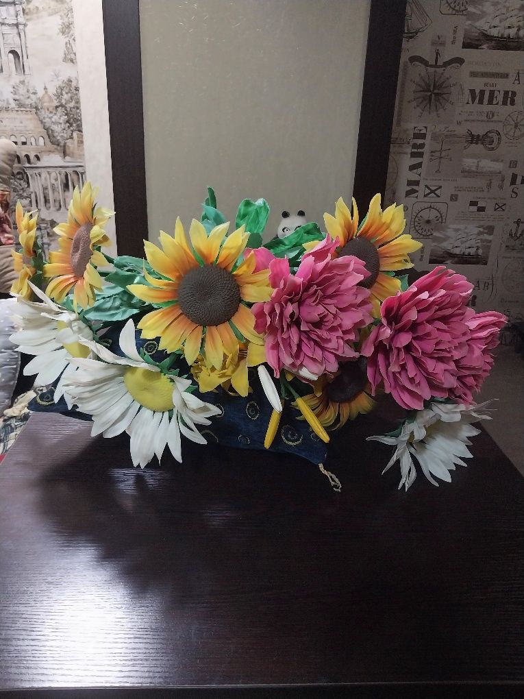 Искусственные цветы / Sun'iy gullar