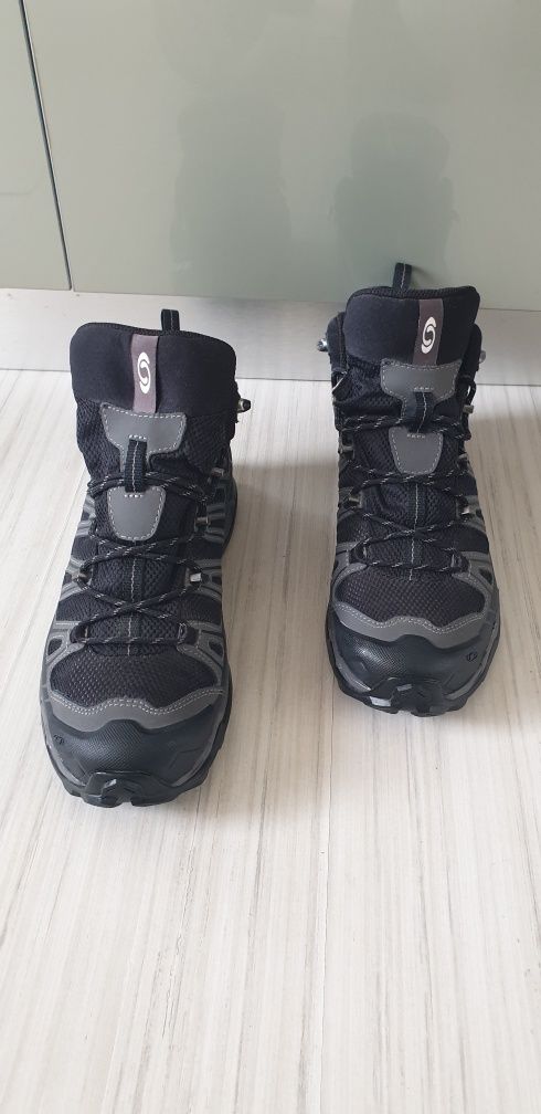 Salomon  Gore - Tex  42/2/3 /27см. ОРИГИНАЛ! Мъжки Спортни Обувки!