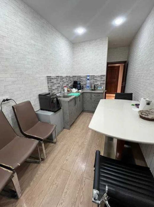 Помещение 81м²  Себзар, рядом Asia Alliance bank, Korzinka