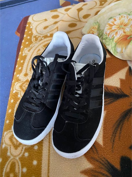 Продам кеды(лёгкие)