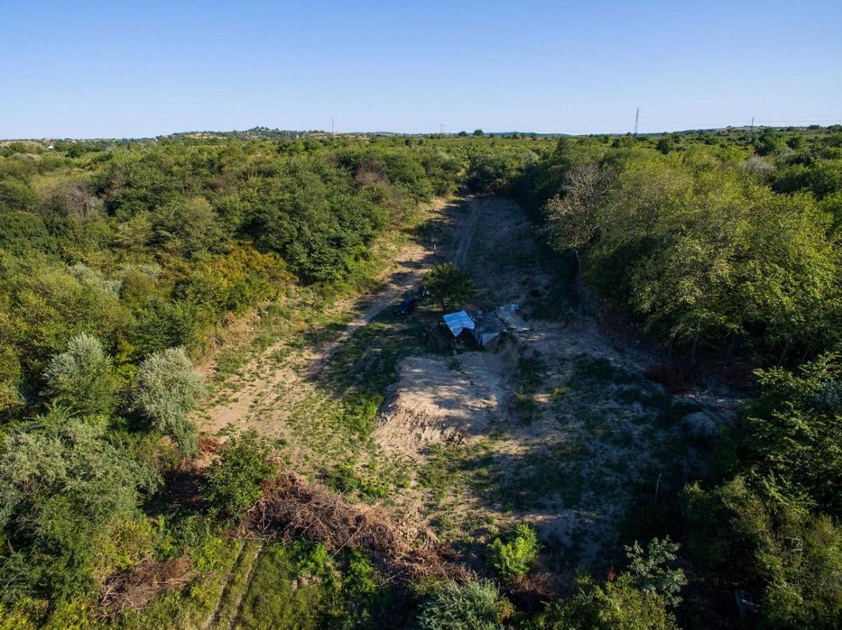 Парцел 4302 кв.,с.Константиново,м. Озмина,