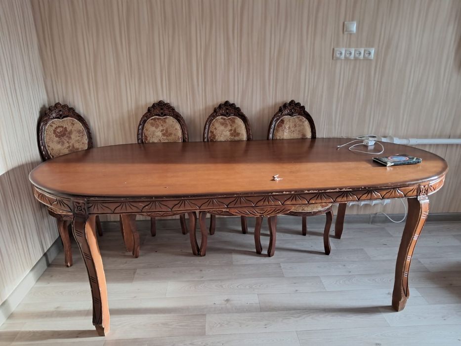 Продам стол со стульями