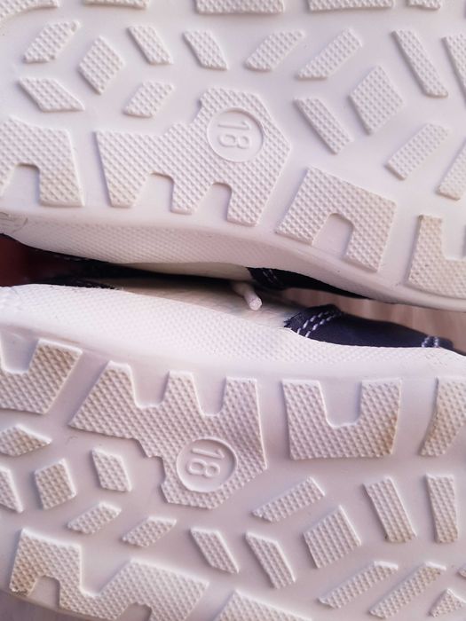 Бебешки обувки за прохождане Univerzál №18