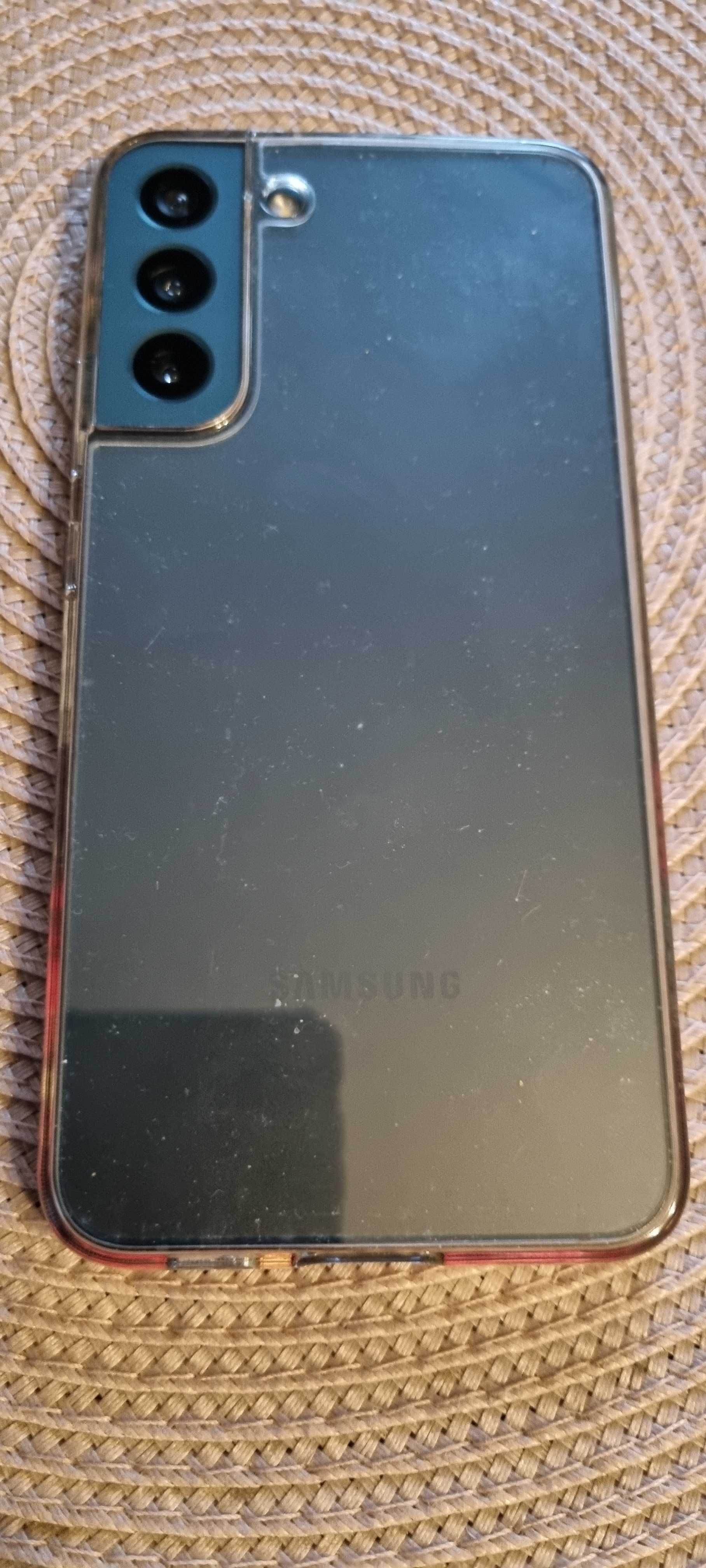 Samsung Galaxy S22 +, încă în garantie