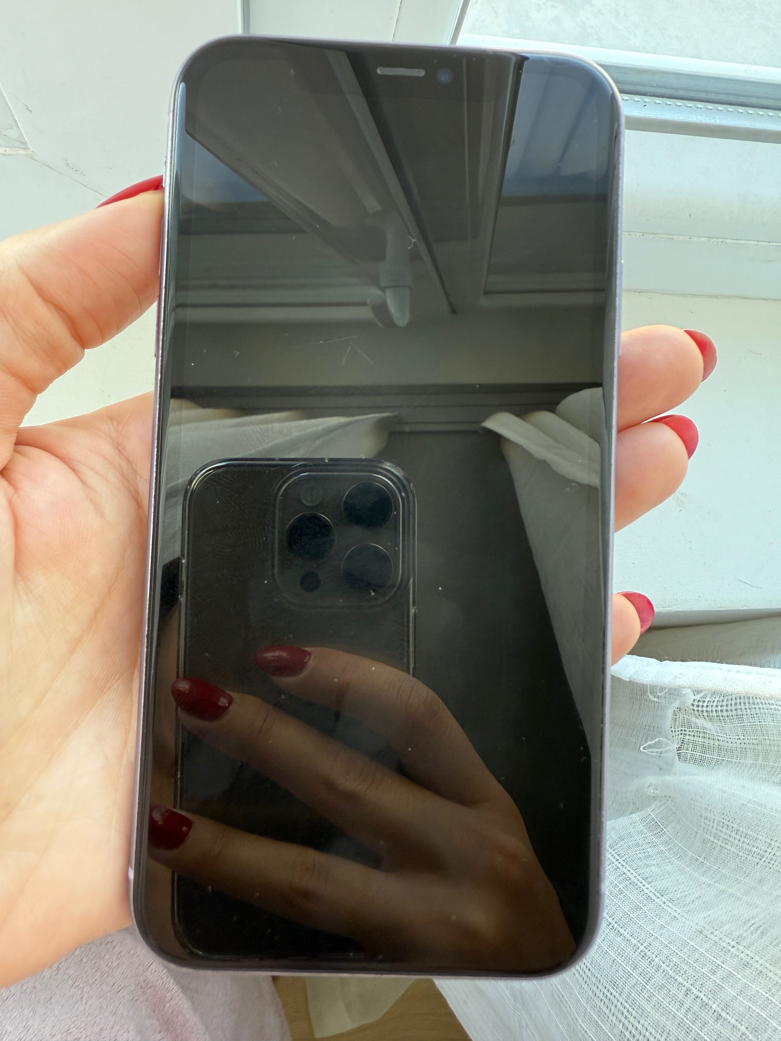 Iphone 11 64 gb - запазен
