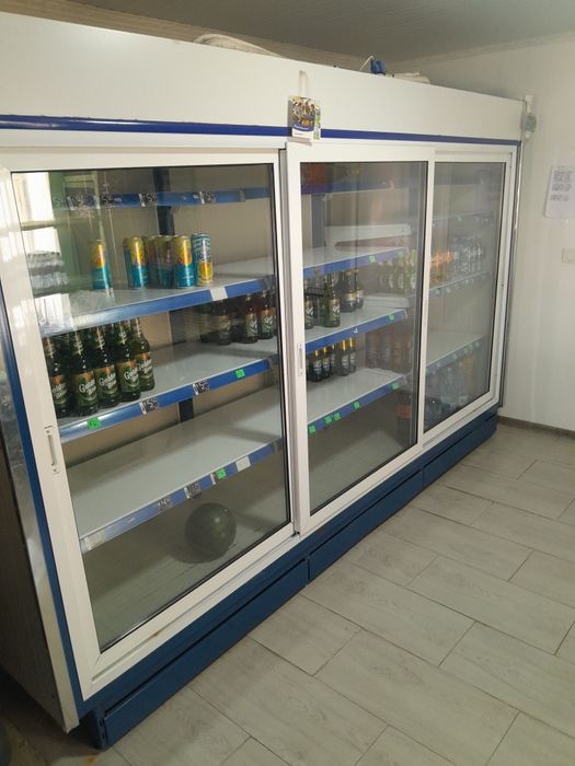 Vitrina frigorifica bauturi 3 m lungime