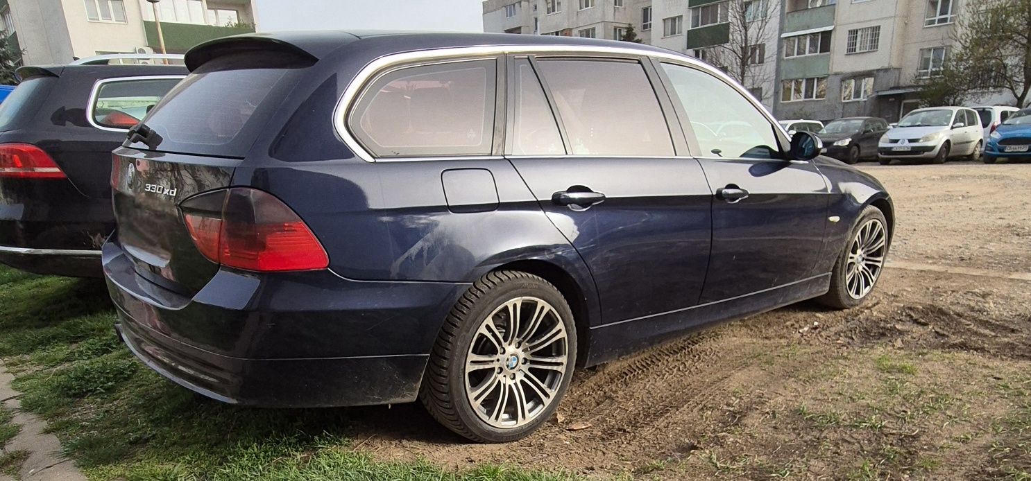 BMW 330XD тип комби