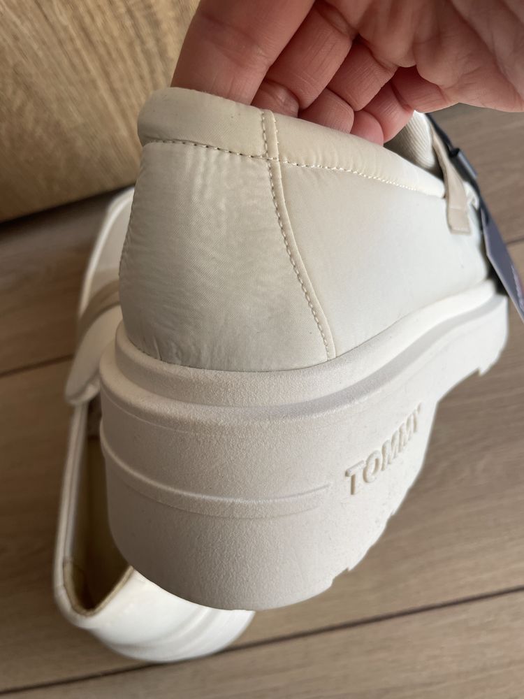 Лоуфъри Tommy jeans 39/40н