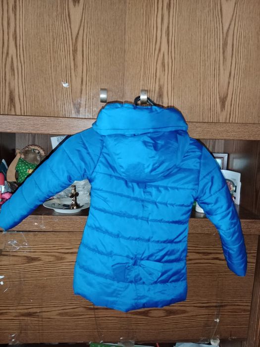 Продам курточку 32 размер