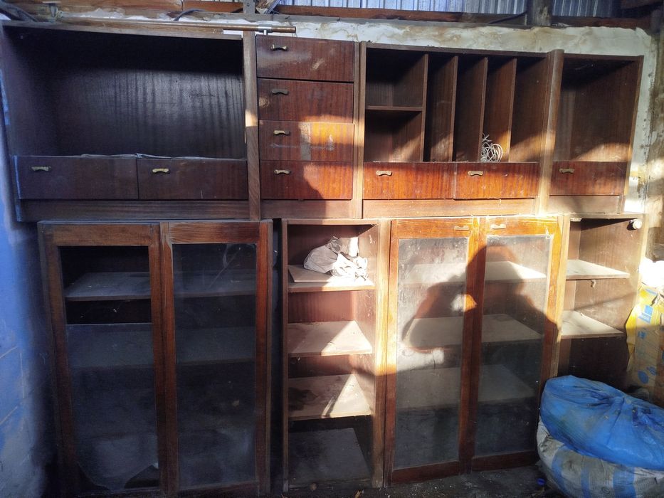 Отдам бесплатно мебель