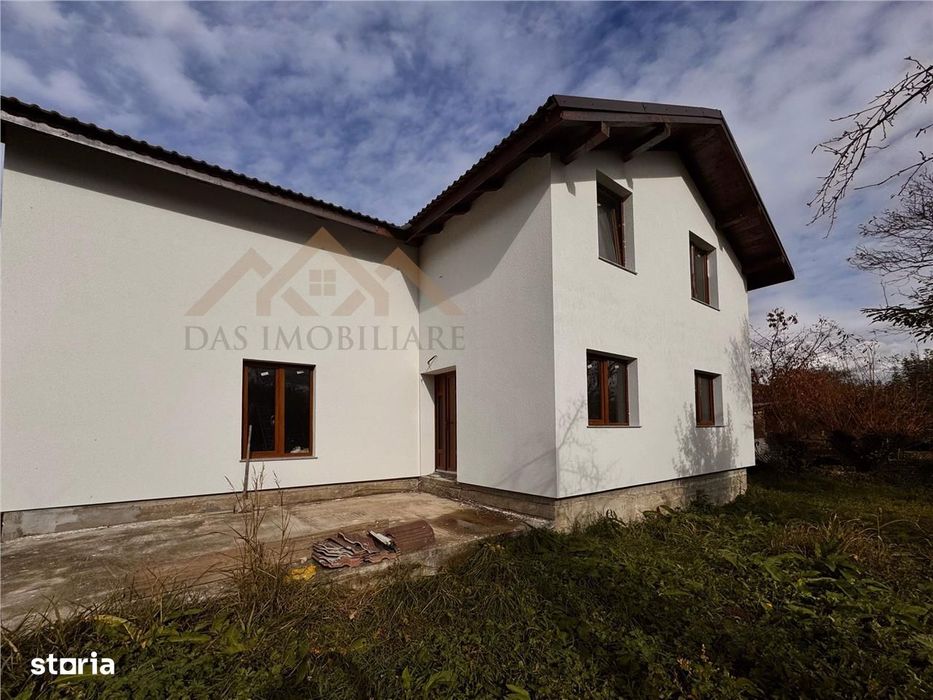Casa cu etaj , la stadiul de semifinisat, Bargau, com. Cicarlau