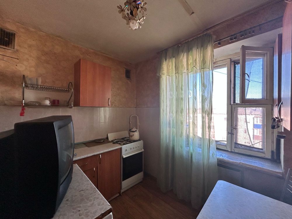 Продам двух комнатную