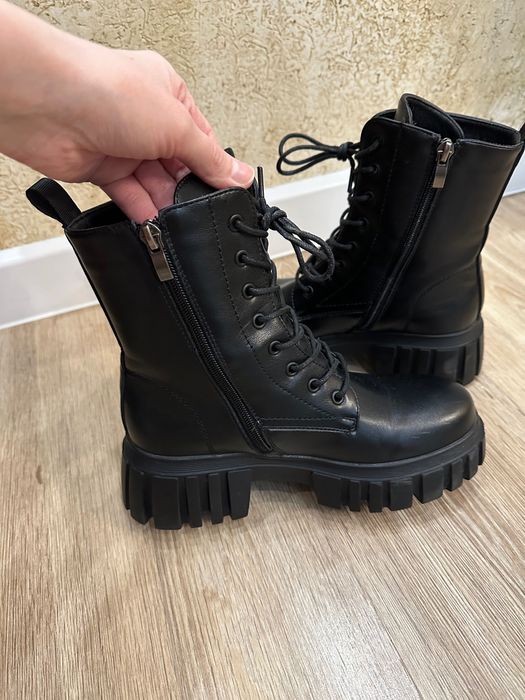 Продам женские сапоги демисезонные