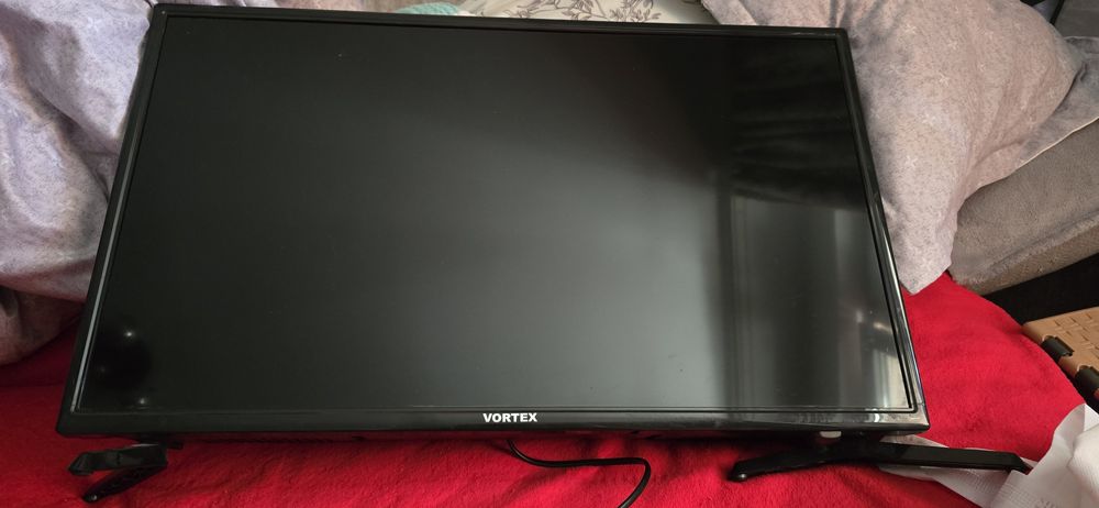 TV Vortex LEDV-24C11, 24 inch – pornește dar fără imagine