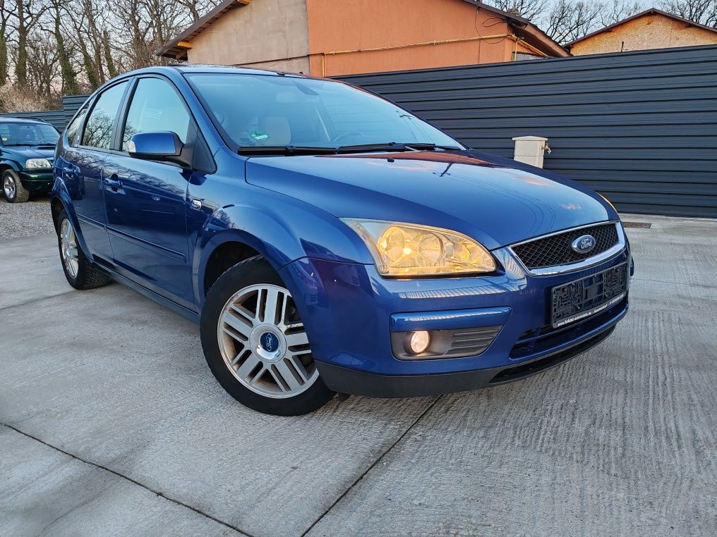 Vând Ford Focus 1,6 TDCI //Modelul GHIA//