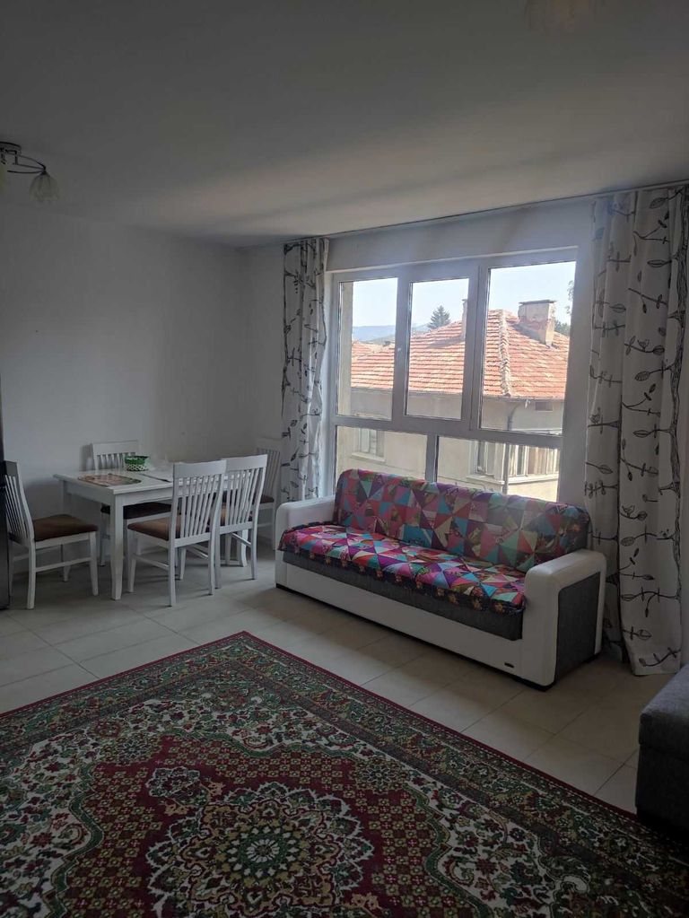 Продава се Двустаен апартамент в Велинград - 77 кв.м за 1065 €/кв.м - Снимка #1