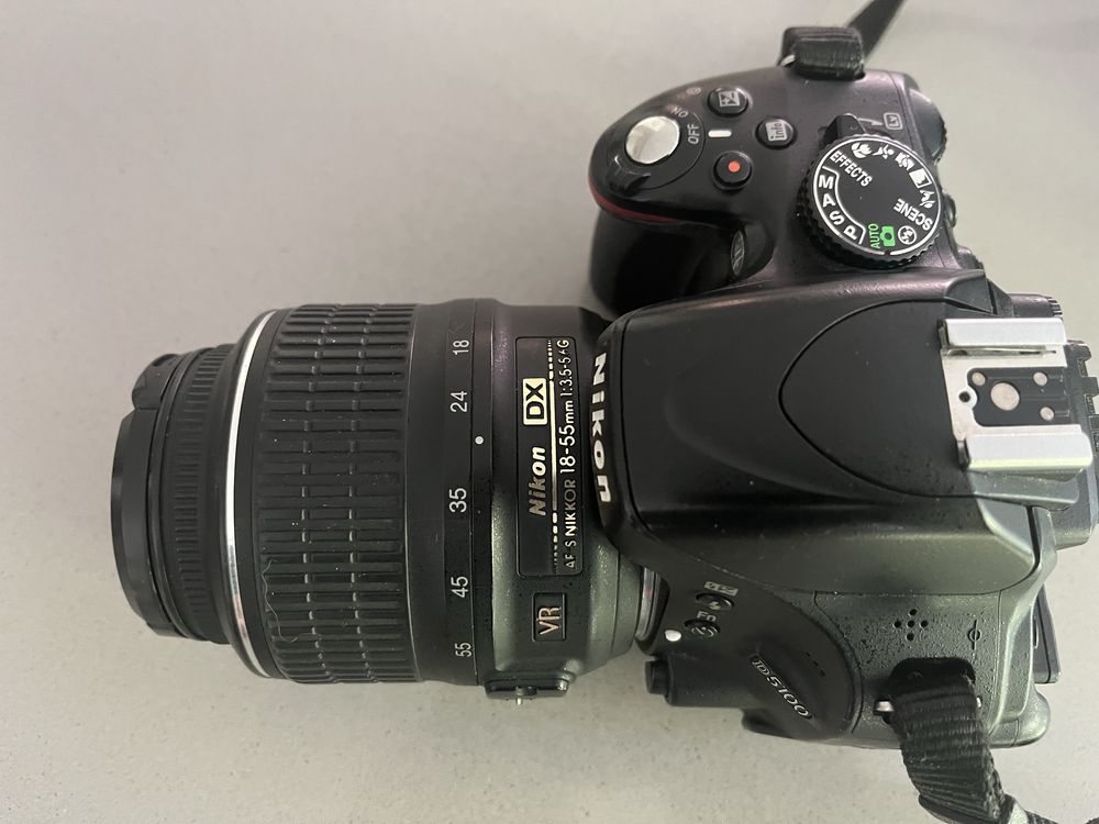 Nikon D5100 + обектив