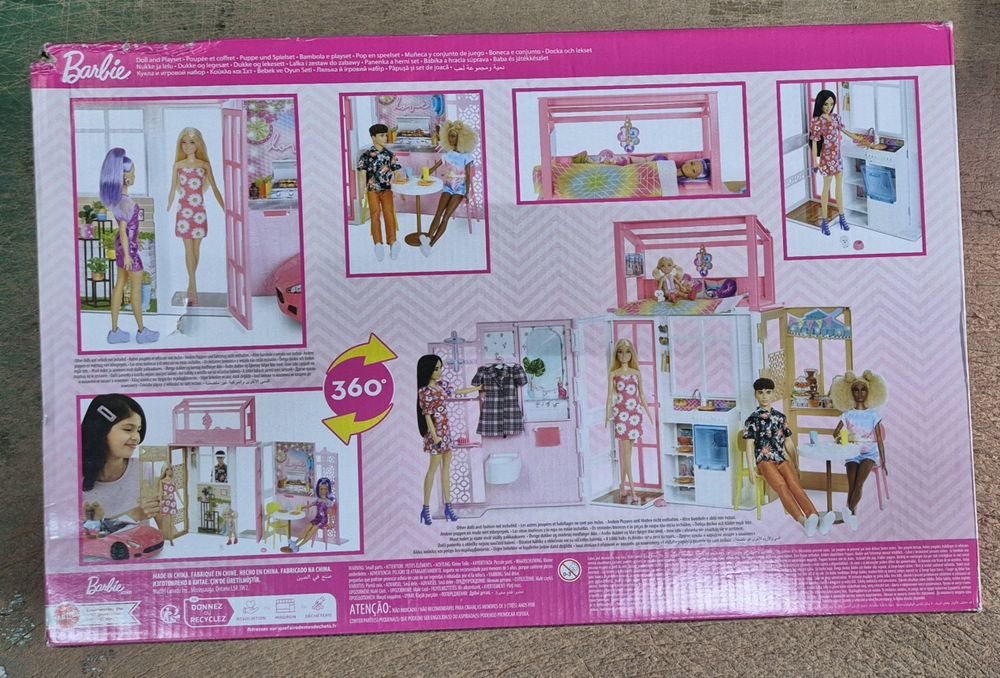 Bărbie casa mobilata