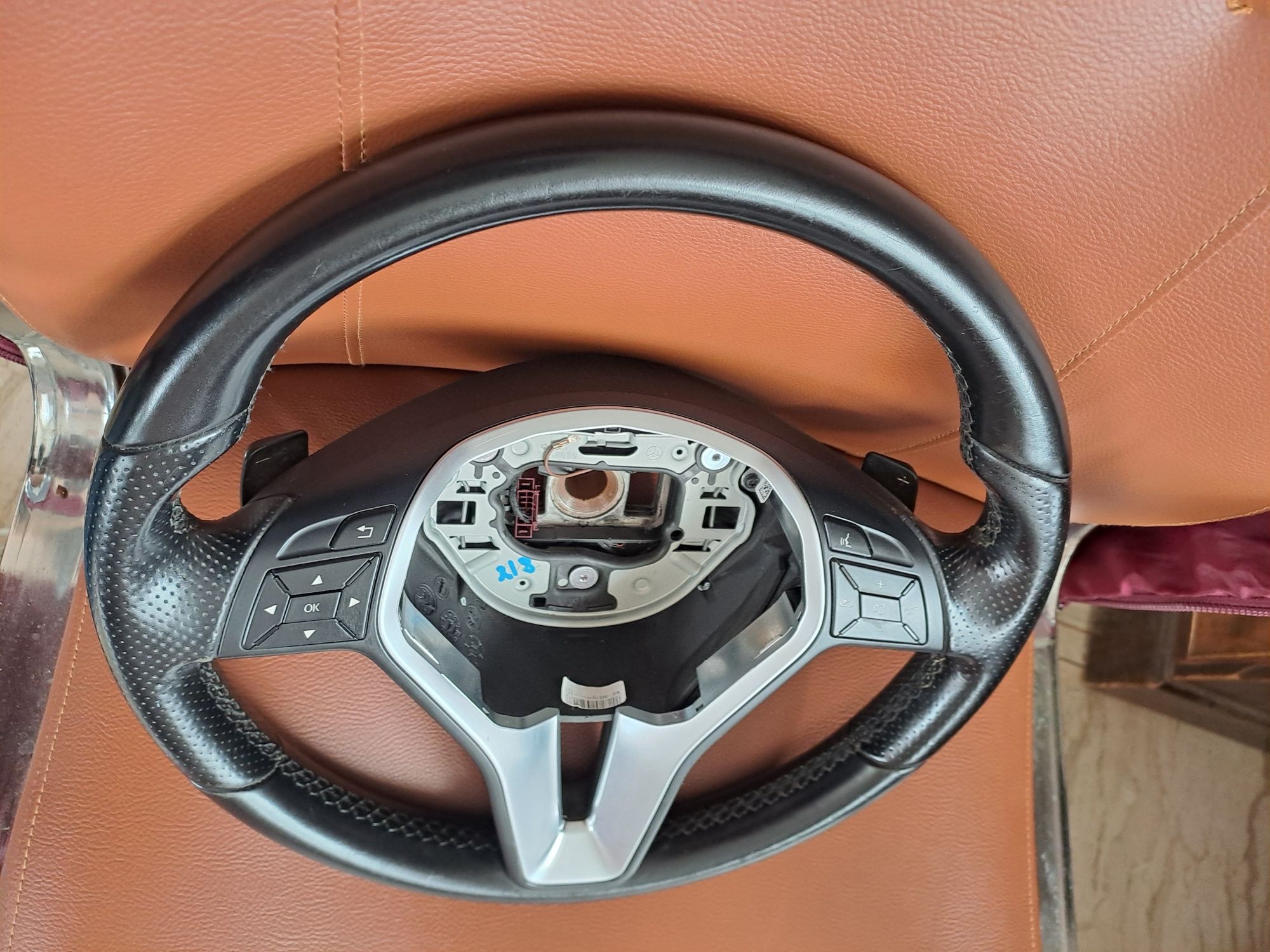 Волан за Мерцедес W218, W212 W246 и др