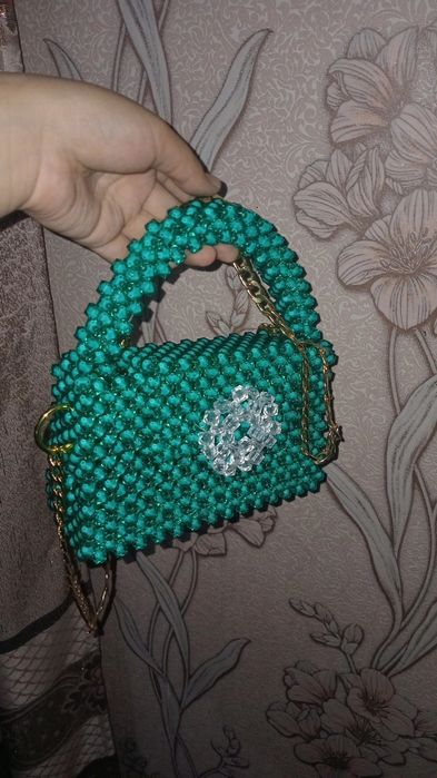 Zakazga munchoqli sumkalar to'qib beramiz