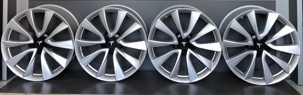 Джанти TESLA Model 3 5x114,3 20цола.