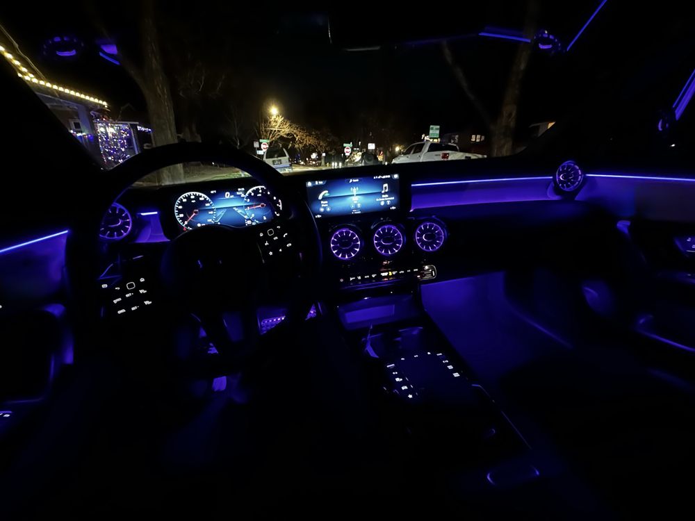Кола под наем Mercedes CLA