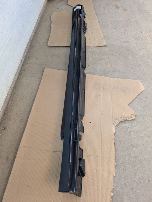 Prag stânga Mercedes Benz C Class W205 AMG