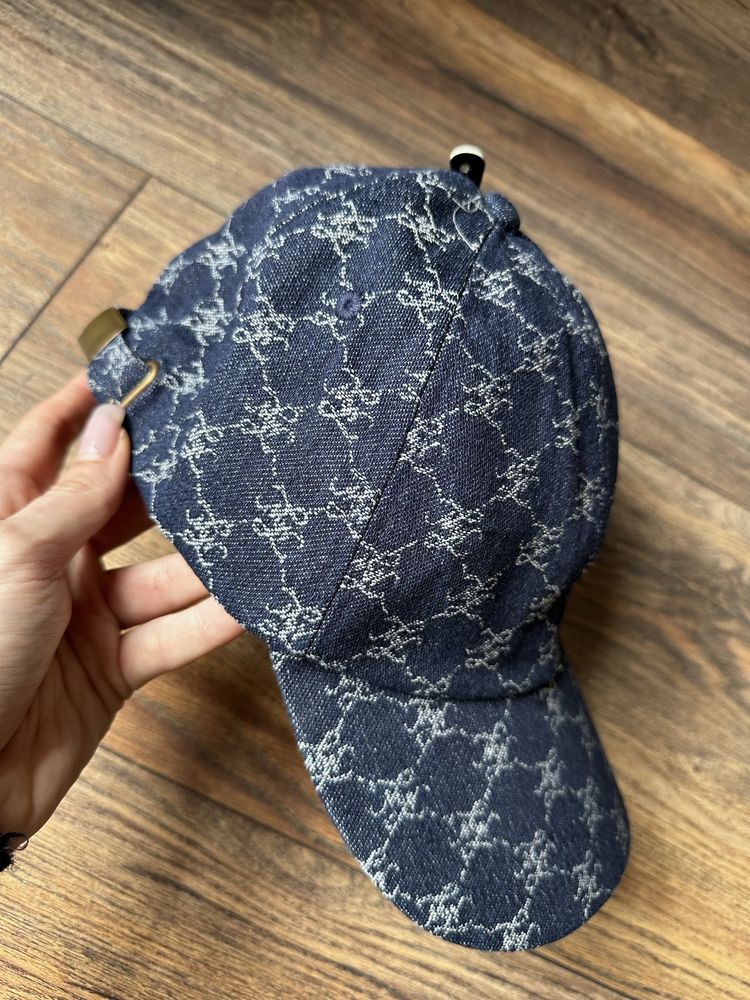 Шапка с козирка Mango Denim