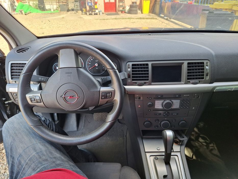 Opel Vectra, 2007, benzină, cutie automată.