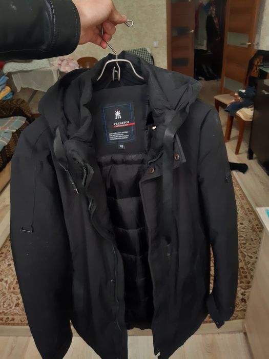 Продам куртку зимнюю