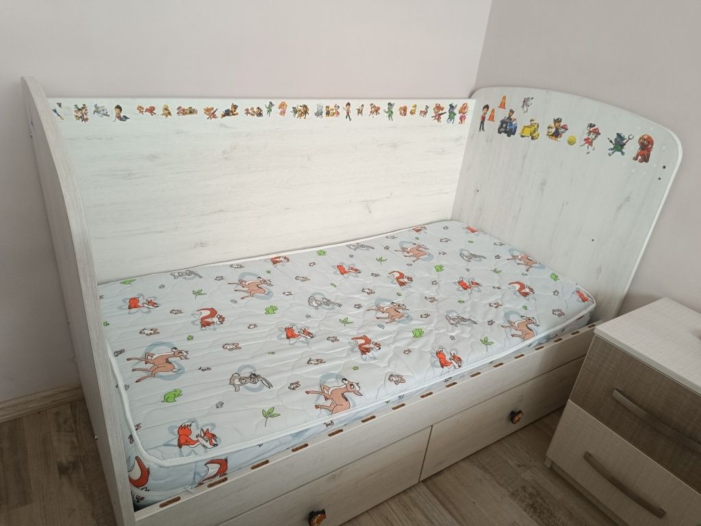 Детско легло с матрак 70/140 и много други неща подарък