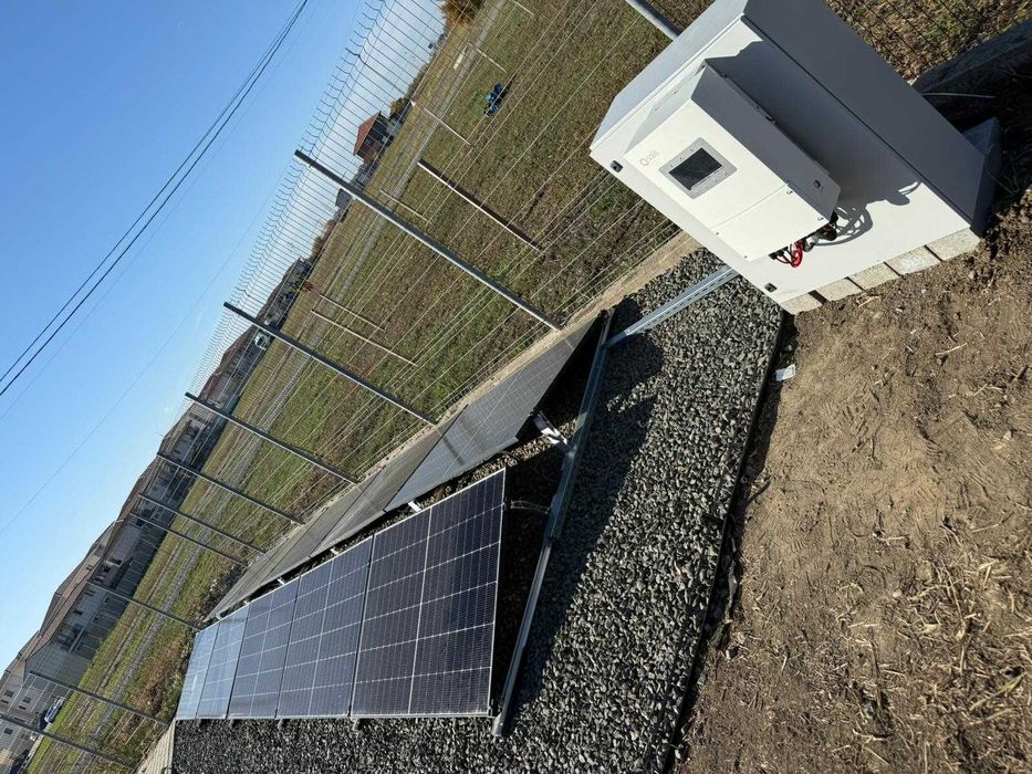 Kit Fotovoltaice in camp sau casnic