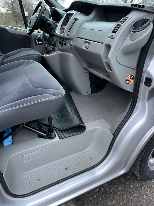 Renault Trafic 2014 Black Edition
