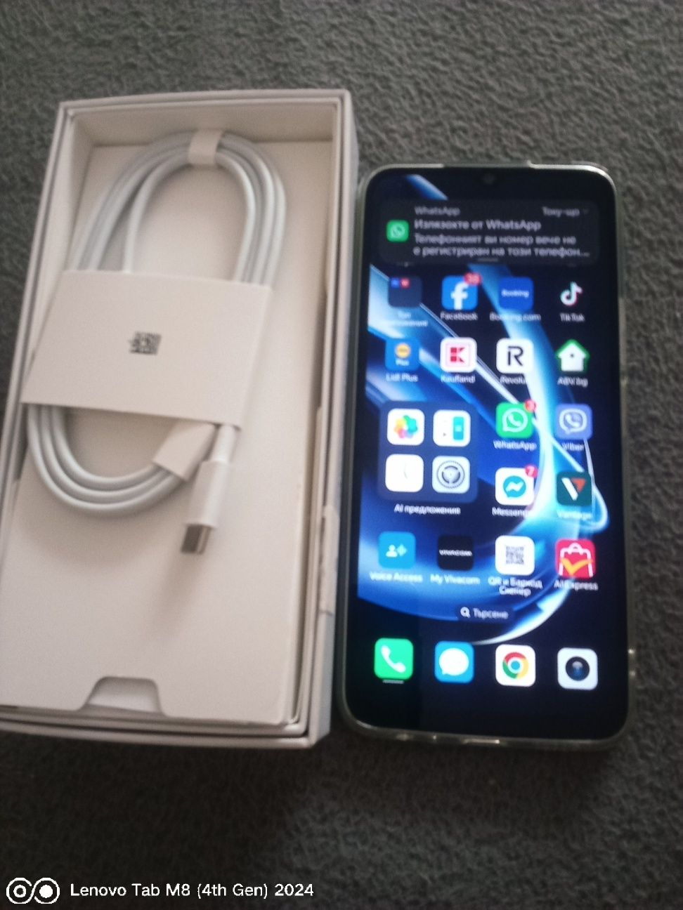 Honor X6B,8/128 GB,5200mAh,зелен на цвят,нов.Със всички екстри