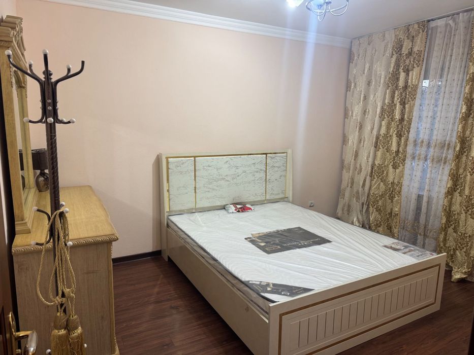 Арендага берилади факат ойлага Лабзакда 2 хона