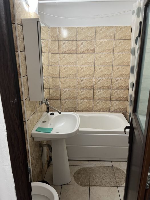 Garsoniera de inchiriat Pitesti