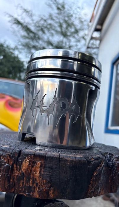 Ръчноизработени пепелници от автомобилни/тирови  бутала