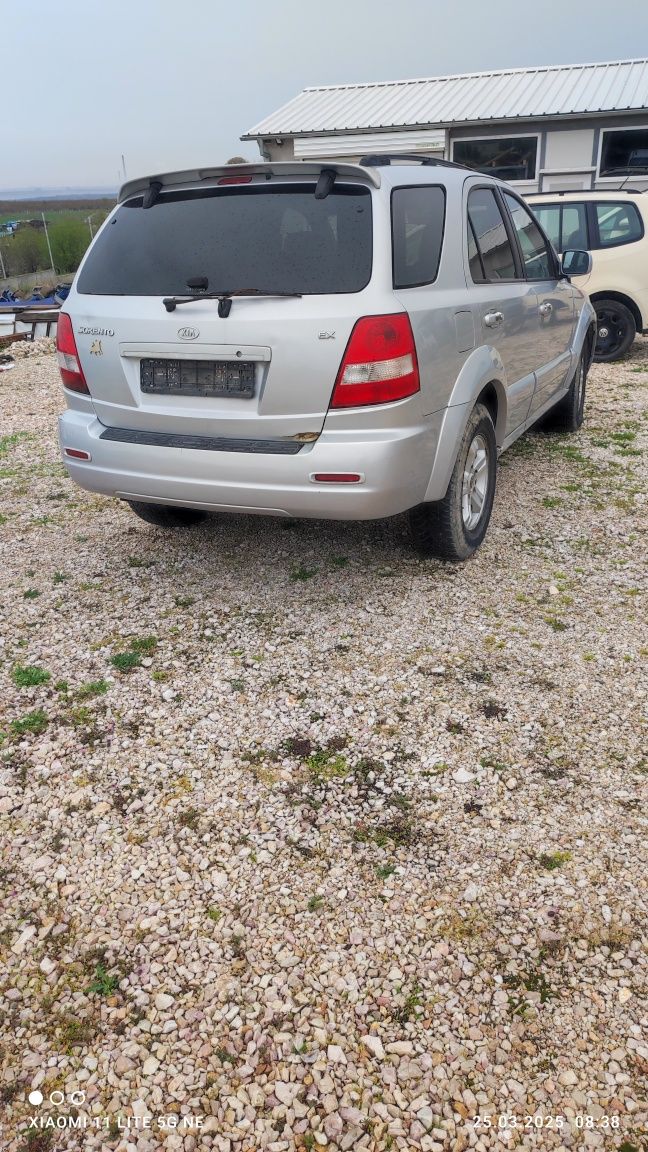 KIA SORENTO 2.5-140кс. 4х4 На части!