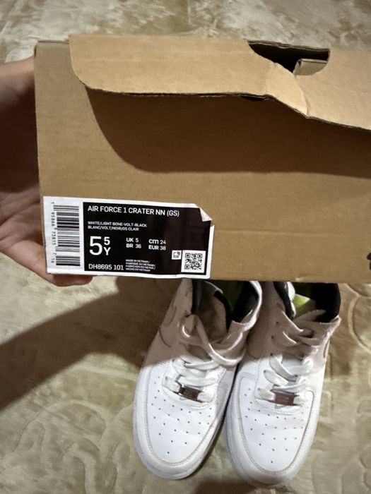 Кроссовки от Nike размер UK 5, EUR 38