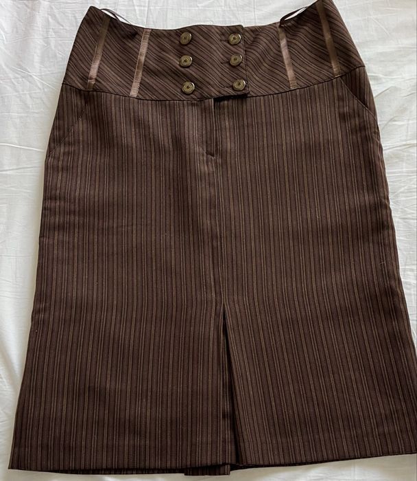 Fusta office, talie inalta