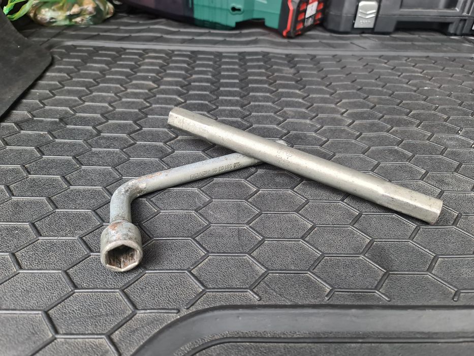 Ключ за Мерцедес/Mercedes 17 много рядко срещан уникален!