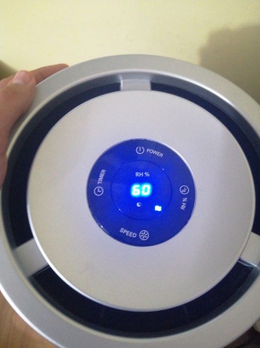 Umidificator de aer Philips