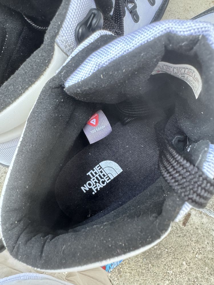 Обувки The North face