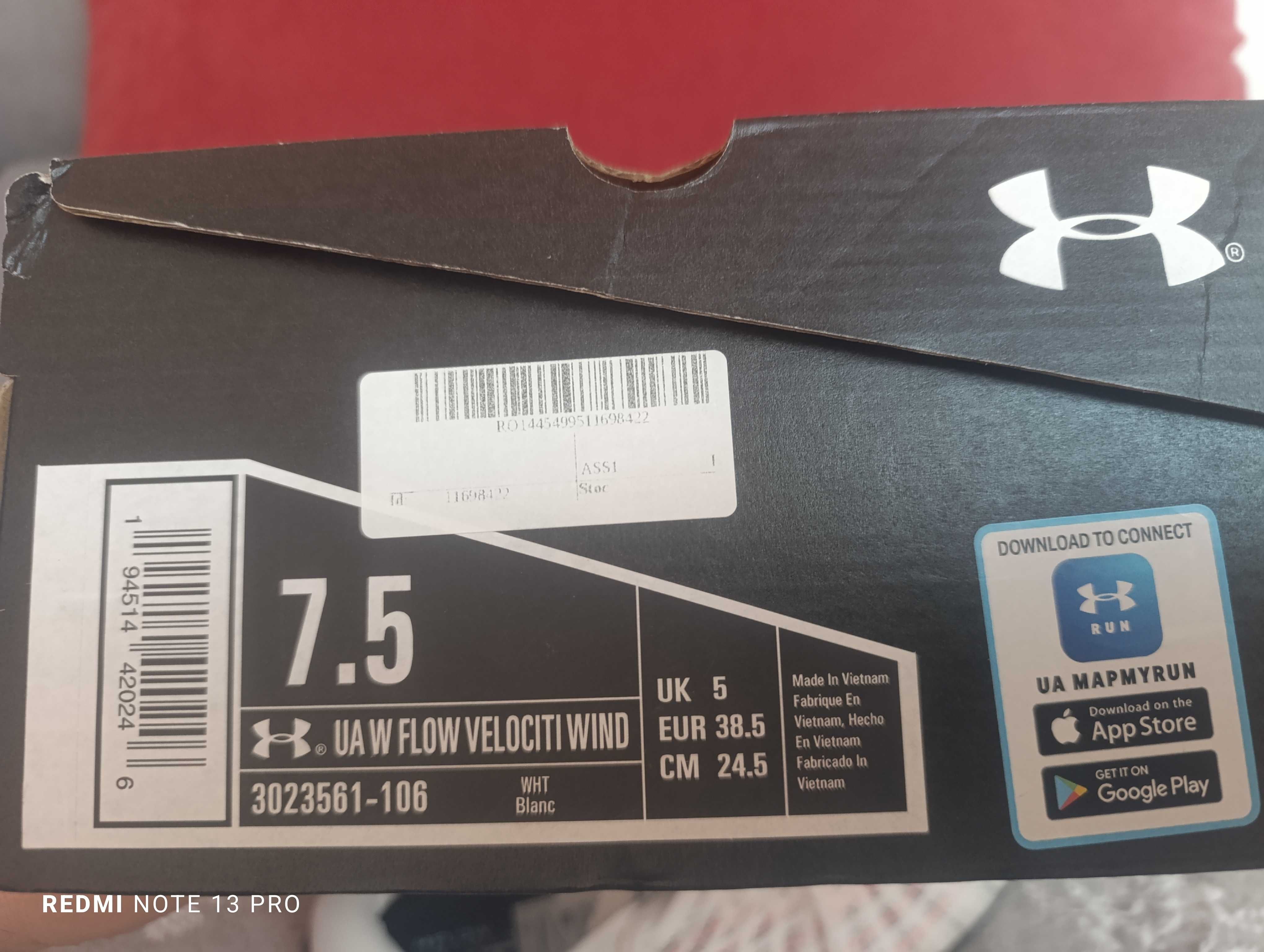 Under armour Flow velociti wind