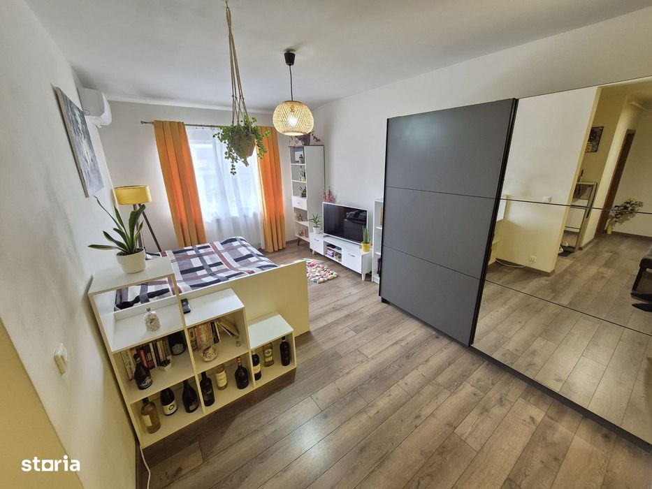 1 Cam-Lipovei-3 Min Iulius Town-Centrala-Aer conditionat-Mobilat-32 MP