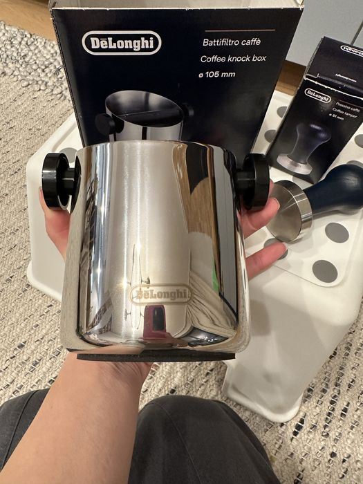 Knock box pentru zațul de cafea Delonghi