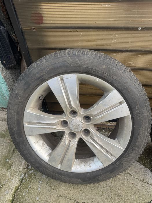 Jante Kia marimea 17 cu anvelope de iarna 205/55/17